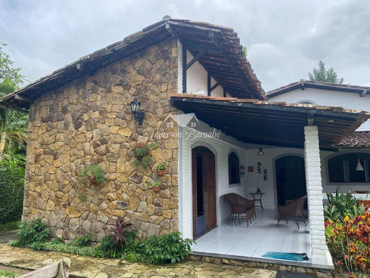  - ALDEIA - CASA EM CONDOMÍNIO COM PISCINA ÁREA DE 1.200 M²